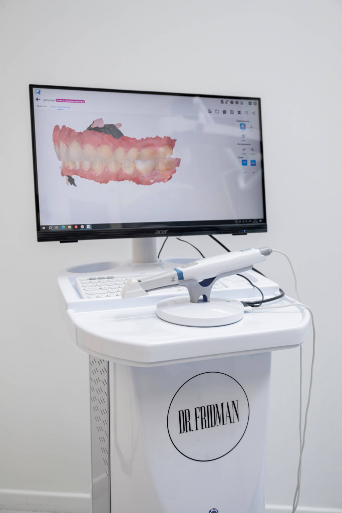 имплантация зубов в клинике доктор фридман